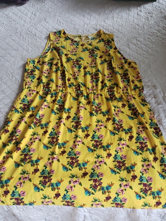 a new day Dresses & Skirts - A New Day Floral Dress